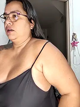 Snapshot of NARNYALABELLA chatting on February 3, 2026, 9:58 am NARNYALABELLA online show from February 3, 2026, 9:58 am