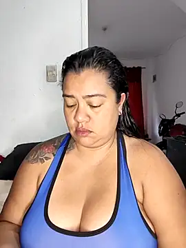 NARNYALABELLA online show from April 11, 2026, 11:36 am