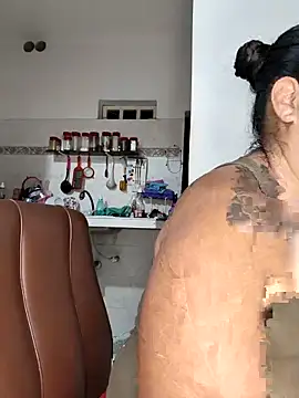 Snapshot of NARNYALABELLA chatting on February 26, 2026, 10:04 am NARNYALABELLA online show from February 26, 2026, 10:04 am