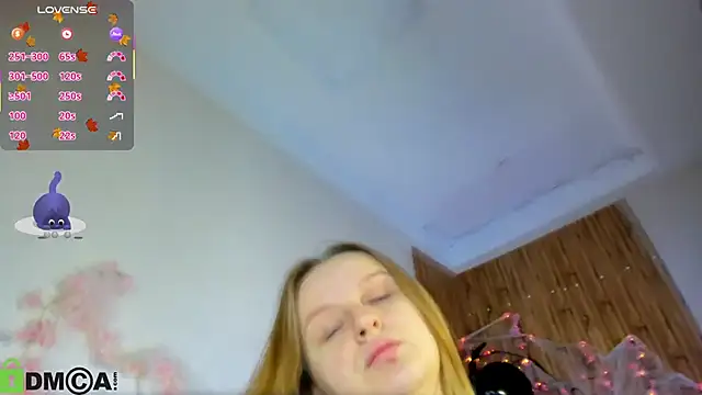 Snapshot of Rina_Panic chatting on October 20, 2025, 1:07 am Rina Panic online show from October 20, 2025, 1:07 am