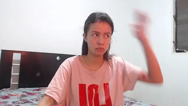 Snapshot of nathaly_jones_ chatting on November 21, 2025, 12:15 pm nathaly jones online show from November 21, 2025, 12:15 pm