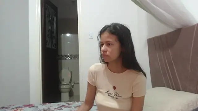 nathaly jones  online show from February 23, 2026, 12:06 pm