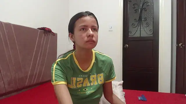 Snapshot of nathaly_jones_ chatting on December 15, 2025, 12:33 pm nathaly jones online show from December 15, 2025, 12:33 pm