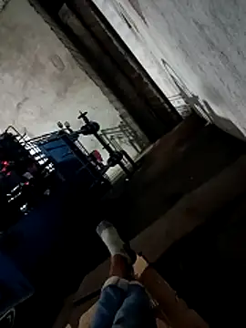 PosingWeasel online show from November 2, 2025, 9:09 pm