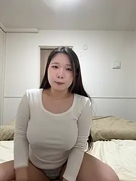 Snapshot of _YUNOo0_ chatting on May 13, 2026, 12:34 pm YUNOo0 online show from May 13, 2026, 12:34 pm