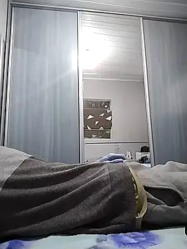 12dery online show from September 13, 2025, 10:21 pm