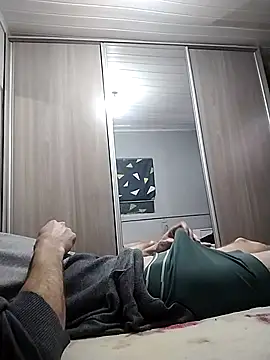 12dery online show from October 1, 2025, 11:58 am