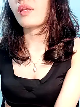 Hinna x online show from March 13, 2026, 6:40 am