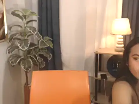 Snapshot of yourmochaloca69 chatting on October 22, 2025, 3:44 pm yourmochaloca69 online show from October 22, 2025, 3:44 pm