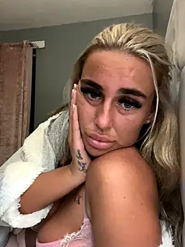 EllieMaeBaby online show from September 20, 2025, 8:47 pm