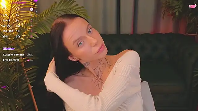 livia starwars online show from November 15, 2025, 10:03 pm