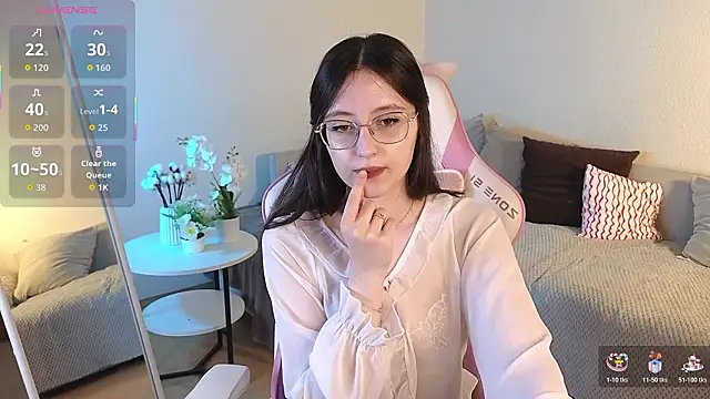 Snapshot of EsmaWonka chatting on February 28, 2026, 7:08 am EsmaWonka online show from February 28, 2026, 7:08 am