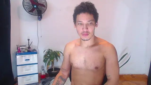 RuiMaddoox online show from November 15, 2025, 3:27 pm