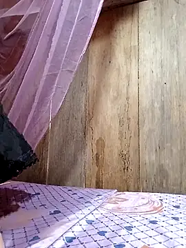 Snapshot of daisy_will chatting on February 21, 2026, 7:32 am daisy will online show from February 21, 2026, 7:32 am