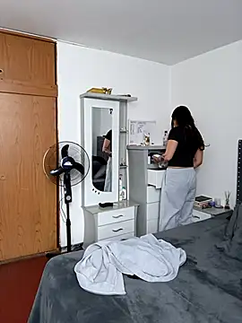 asumi 18 online show from March 12, 2026, 5:39 pm