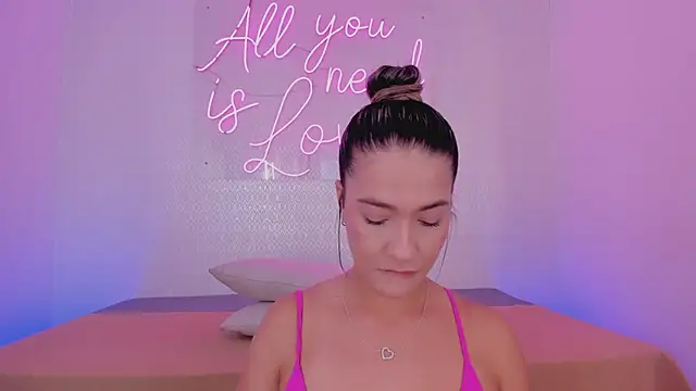 aleksandramiller  online show from March 19, 2026, 1:22 pm