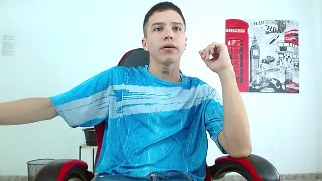 Cumandres18 online show from October 24, 2025, 2:05 pm