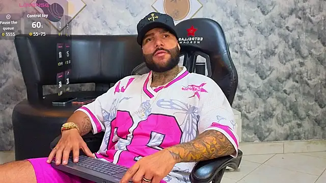 Apolo rousse1 online show from February 4, 2026, 11:44 pm