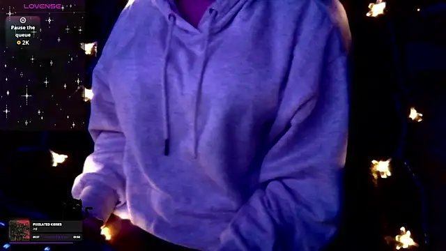 Sapphire Gd online show from December 14, 2025, 10:15 pm