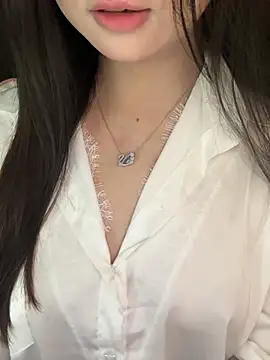 Nana kute20 online show from March 14, 2026, 3:18 pm