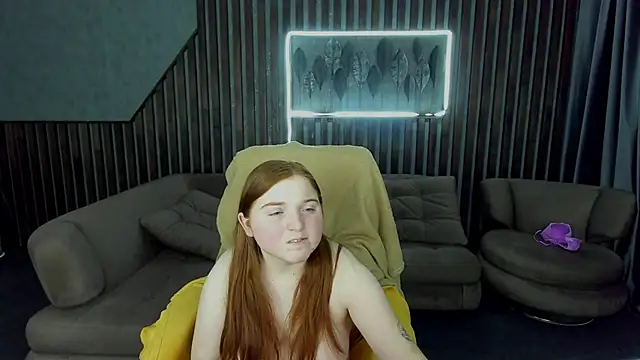 KattyRose8 online show from October 16, 2025, 5:43 pm