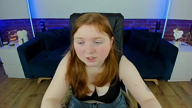 KattyRose8 online show from February 16, 2026, 7:34 pm