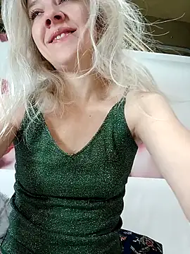 HeronDenni online show from December 3, 2025, 1:06 am