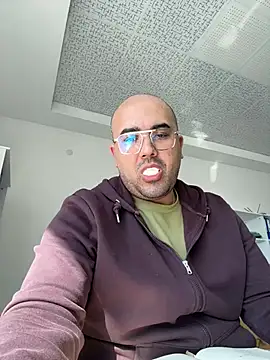 Snapshot of Burak6850 chatting on April 7, 2026, 7:32 am Burak6850 online show from April 7, 2026, 7:32 am