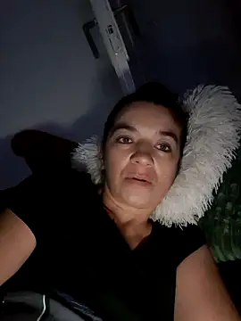 Snapshot of alinaalinutzq chatting on November 1, 2025, 6:35 pm alinaalinutzq online show from November 1, 2025, 6:35 pm