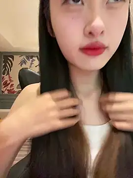 MengMeng0515 online show from April 7, 2026, 1:24 pm