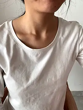 Snapshot of MengMeng0515 chatting on November 14, 2025, 4:16 am MengMeng0515 online show from November 14, 2025, 4:16 am