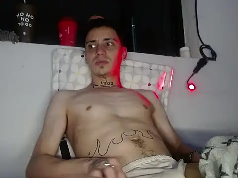 xalejo max online show from October 21, 2025, 2:05 pm