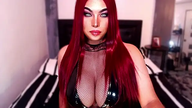 xTrixieMae online show from September 12, 2025, 8:47 am