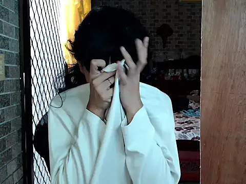 kylinexx online show from November 14, 2025, 2:48 am