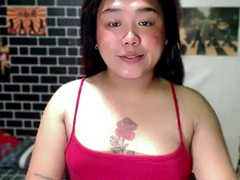 luluakovi 69 online show from February 16, 2026, 5:17 am