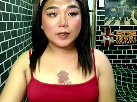 luluakovi 69 online show from November 23, 2025, 1:43 pm