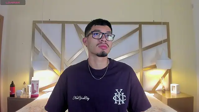 Jaxon Carter online show from April 8, 2026, 2:13 am