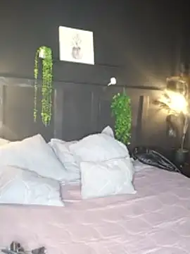 brandi bae1 online show from March 25, 2026, 1:43 pm