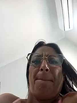 Snapshot of jadecristina chatting on February 10, 2026, 2:49 pm jadecristina online show from February 10, 2026, 2:49 pm