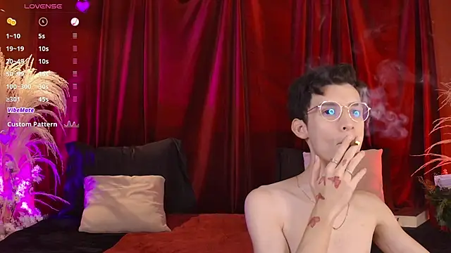 VicenteFerrer online show from January 14, 2026, 8:01 pm