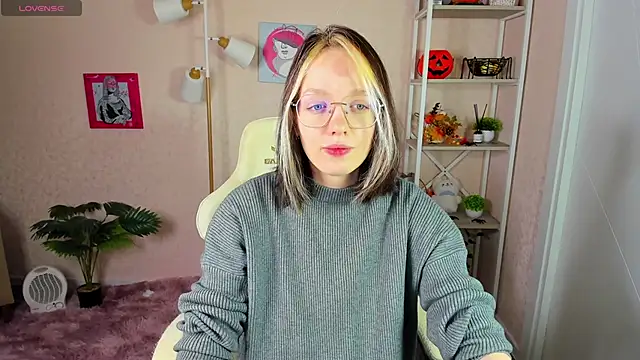 Snapshot of R0cket_bunny chatting on November 21, 2025, 1:04 am R0cket bunny online show from November 21, 2025, 1:04 am