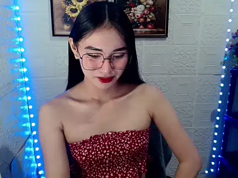 lovelysassy online show from October 9, 2025, 9:59 pm