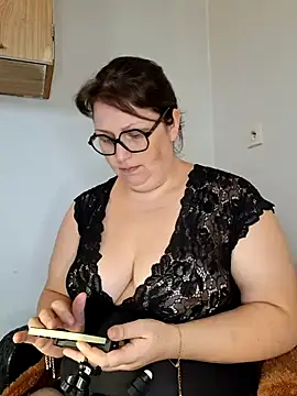 Snapshot of Fformesx chatting on February 27, 2026, 12:49 pm Fformesx online show from February 27, 2026, 12:49 pm