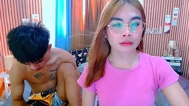 mikhaylahanderson online show from November 6, 2025, 5:11 am