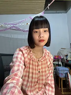 andymi1 online show from April 3, 2026, 12:44 pm