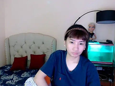 ShantalFoxxy  online show from March 12, 2026, 1:33 am