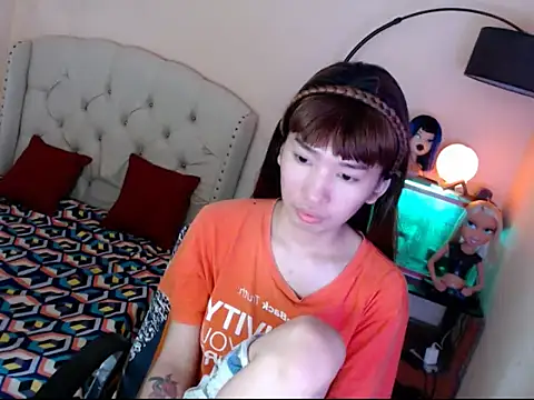 ShantalFoxxy  online show from October 30, 2025, 12:09 am