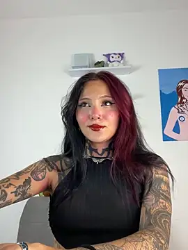 sara queen10 online show from June 23, 2026, 3:26 am