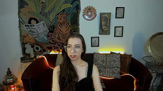 CareyJonas online show from December 17, 2025, 4:56 pm