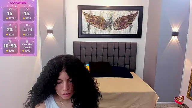 Snapshot of angelita_martins chatting on September 28, 2025, 7:43 pm angelita martins online show from September 28, 2025, 7:43 pm